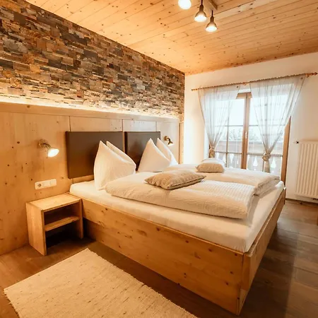 Schranbachhof Farm stay *